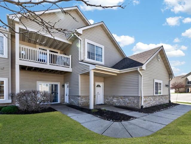 Condo for sale in Lannon, Wisconsin