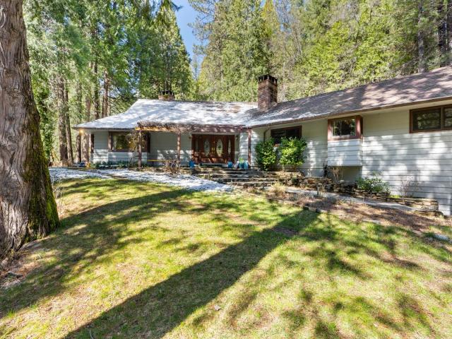 House for sale in Downieville, California