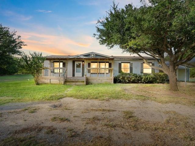 House for sale in Hunt, Texas