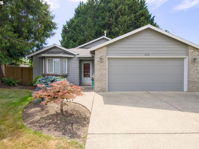 House for sale in Oregonia