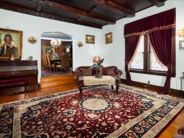 House for sale in Queens, Arverne