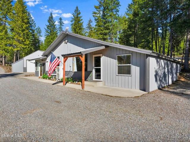 House for sale in Cocolalla, Idaho