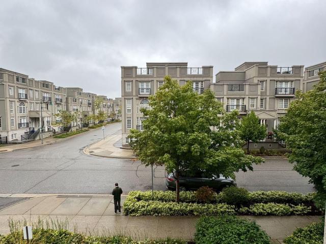 Condo for rent in York, Ontario