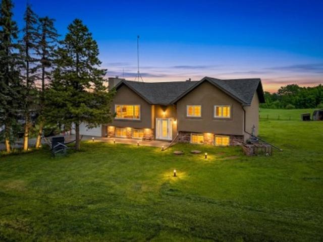 House for sale in Alberta
