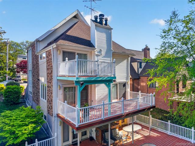 House for sale in Queens, Arverne