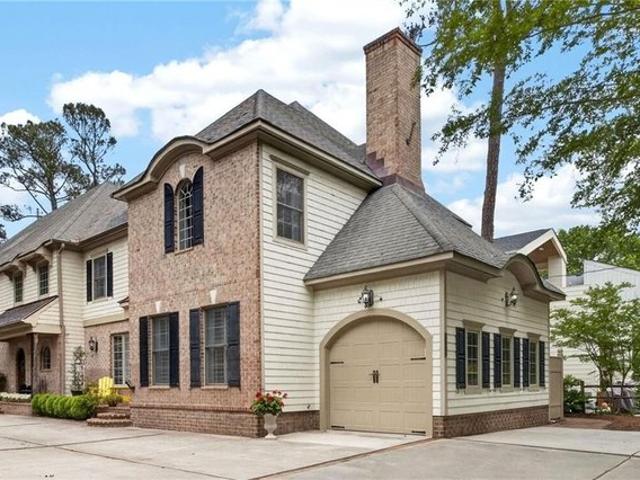 Condo for sale in Virginia