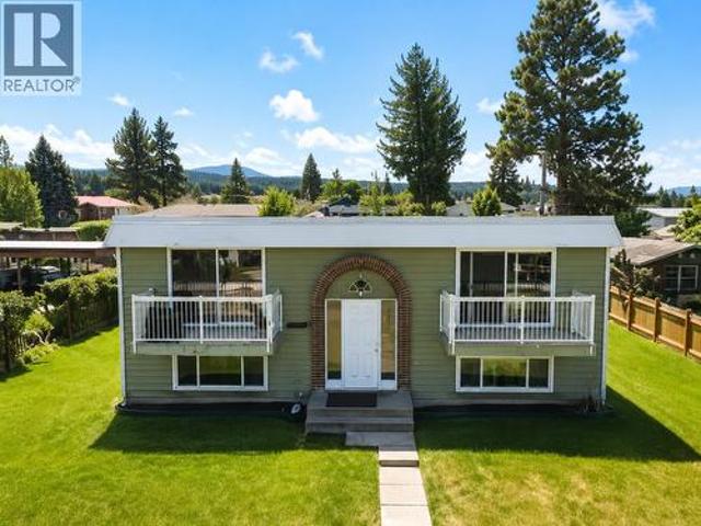 House for sale in Cranbrook, British Columbia