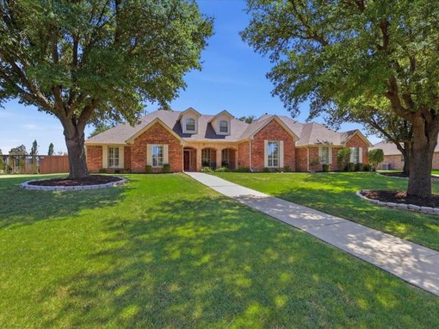 House for sale in Haslet, Texas
