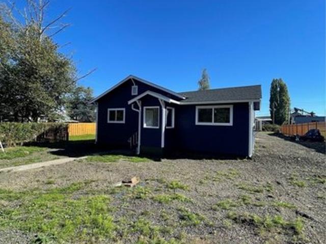 House for sale in Raymond, Pacific County