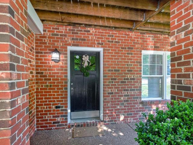 Townhouse for sale in Virginia