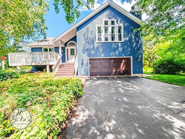 House for sale in Poplar Grove, Illinois