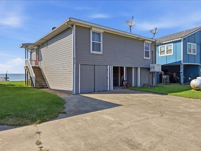 House for sale in Chambers, Texas