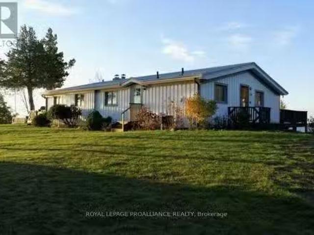 House for rent in Ontario