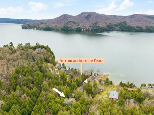 House for sale in Memphrémagog, Quebec