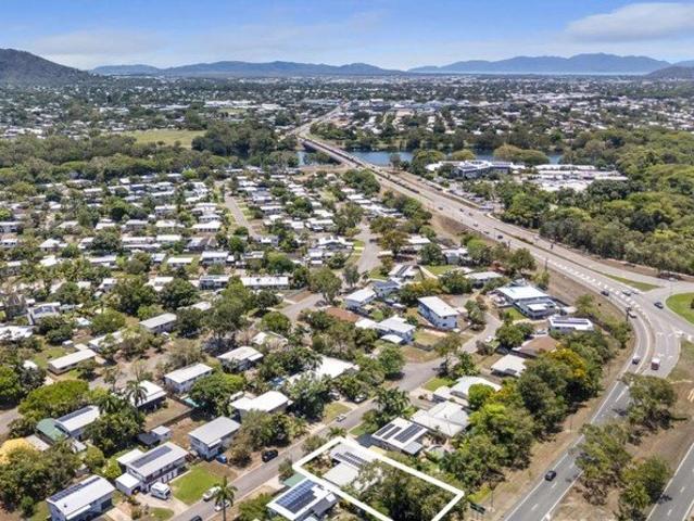 Duplex for rent in Townsville, Queensland