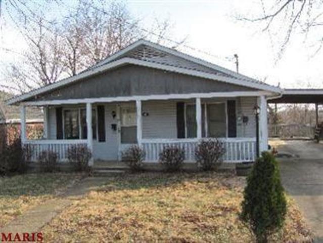 House for sale in De Soto, Missouri