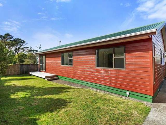 House for sale in Days Bay, Wellington