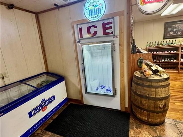 Commercial for sale in Kansas