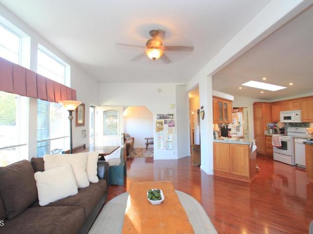 House for sale in Thousand Oaks, Ventura County
