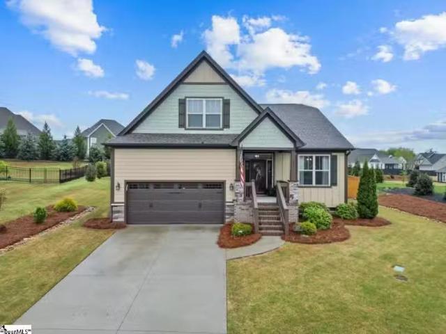 House for sale in Taylors