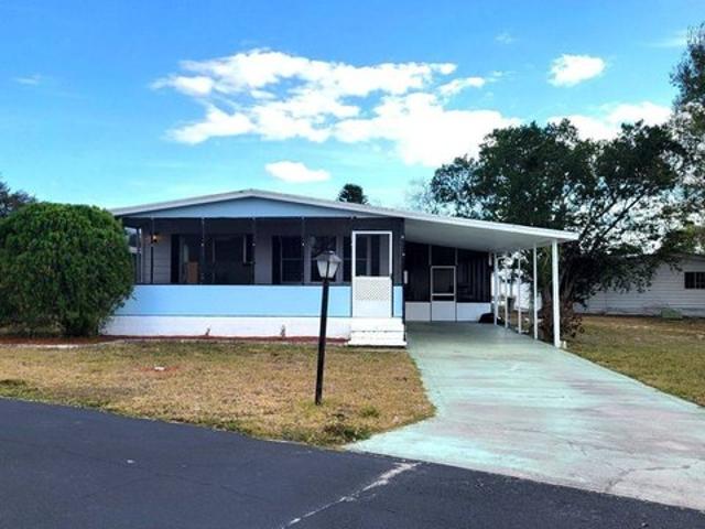 House for sale in Dundee, Florida