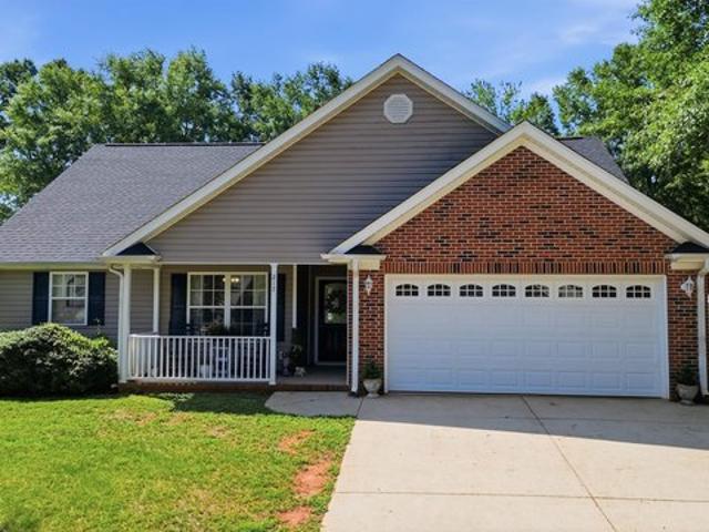 House for sale in Lyman, South Carolina