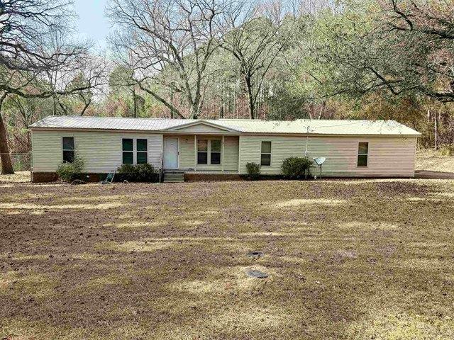 House for sale in Harrison, Texas