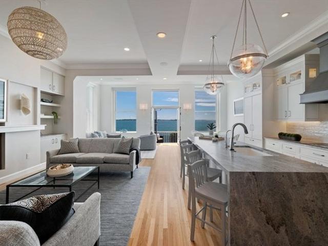 Condo for sale in Swampscott, Massachusetts
