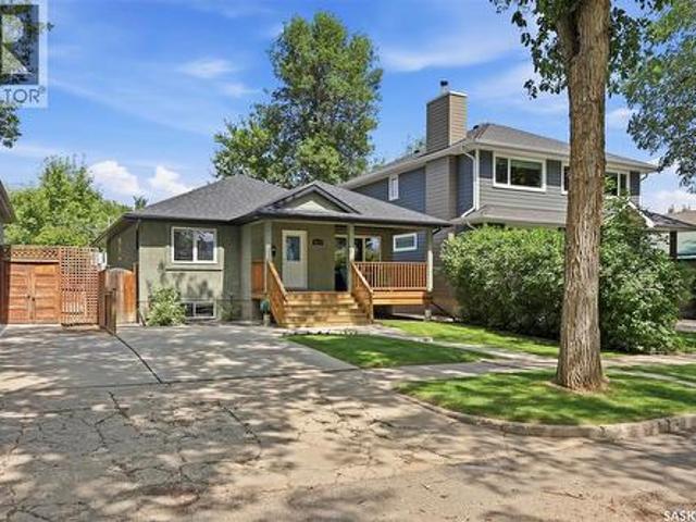 House for sale in Saskatoon, Saskatchewan