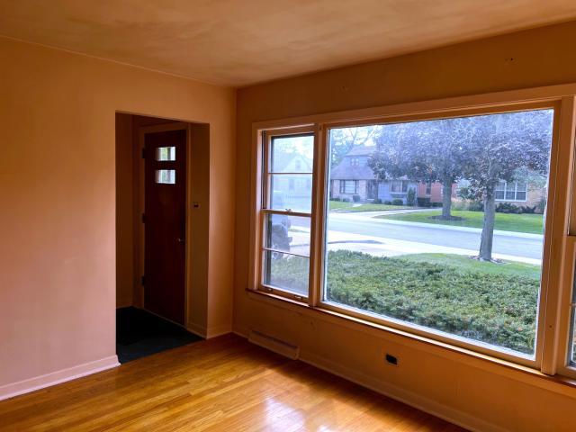 House for sale in Glenview, Illinois