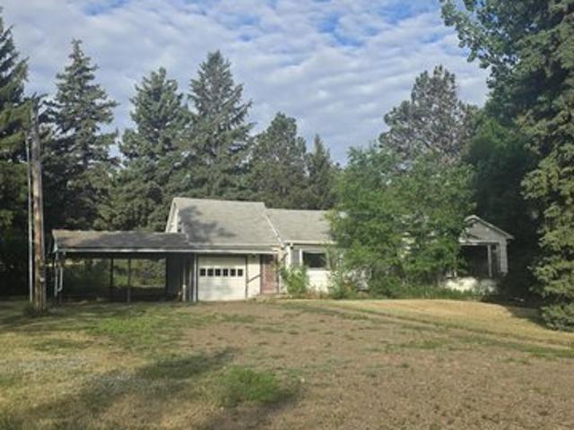 House for sale in Hettinger, North Dakota