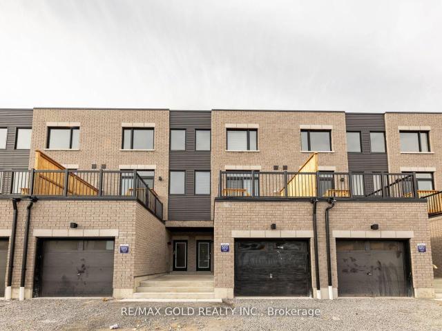 Townhouse for sale in Woburn, Ontario