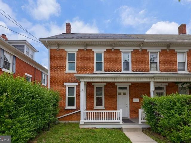 Townhouse for sale in Red Lion, Pennsylvania