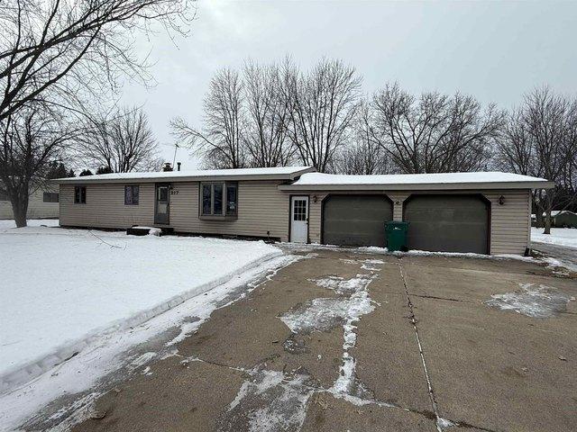 House for sale in Stetsonville, Wisconsin