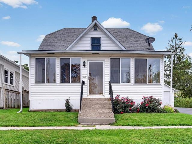 House for sale in Columbus, Wisconsin