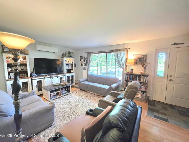 House for sale in Chinchilla, Pennsylvania