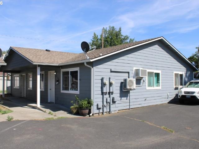 House for sale in Oregonia