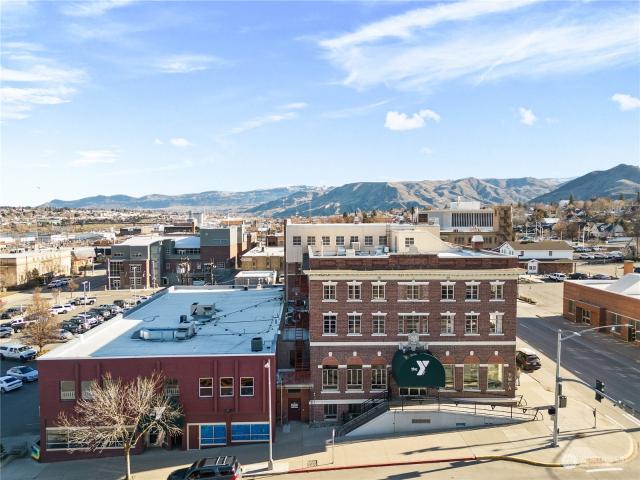 Commercial for sale in Wenatchee