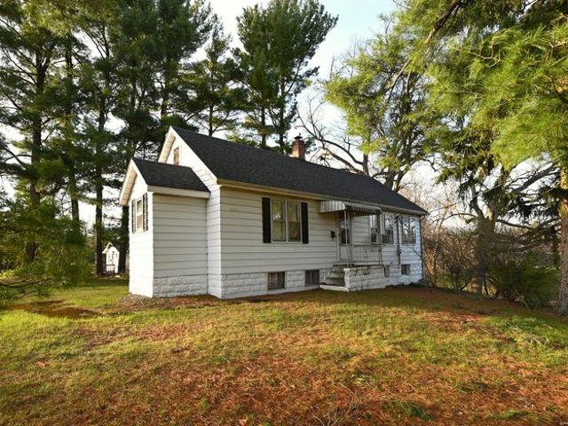 House for sale in North Judson, Indiana