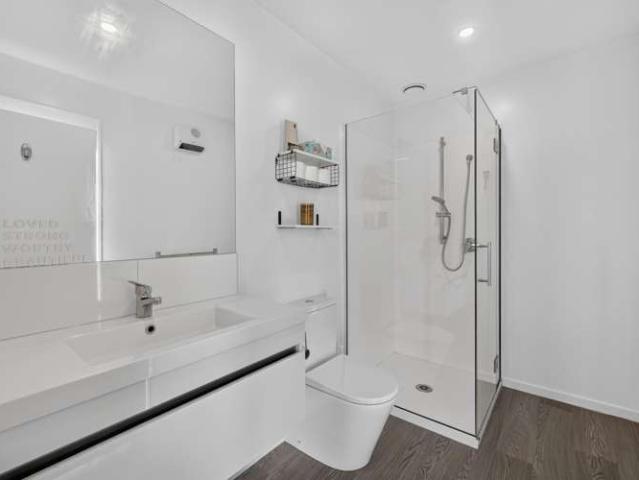 House for sale in Chaslands, Canterbury