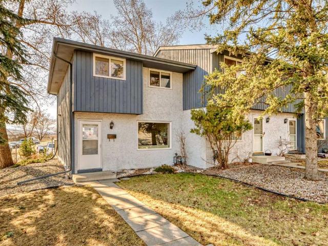 House for sale in Alberta