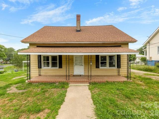 House for sale in Loray Mill Historic District, Gastonia