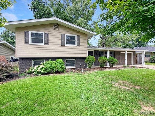 House for sale in Belleville, Illinois
