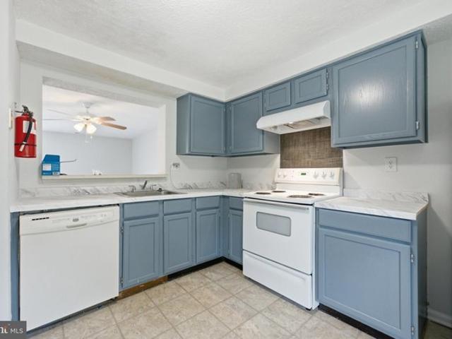Townhouse for sale in Sicklerville, Winslow Township