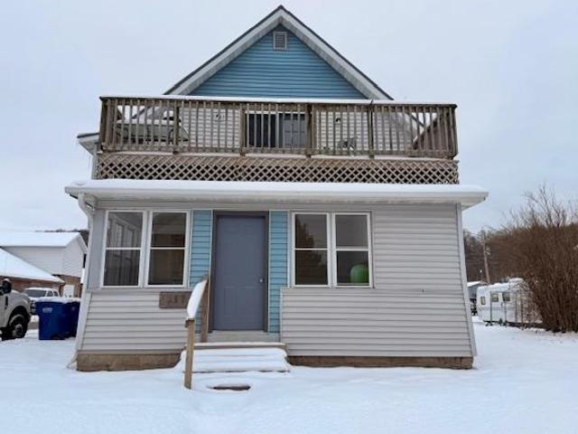 House for sale in Viola, Wisconsin
