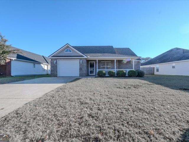House for sale in Kathleen, Georgia