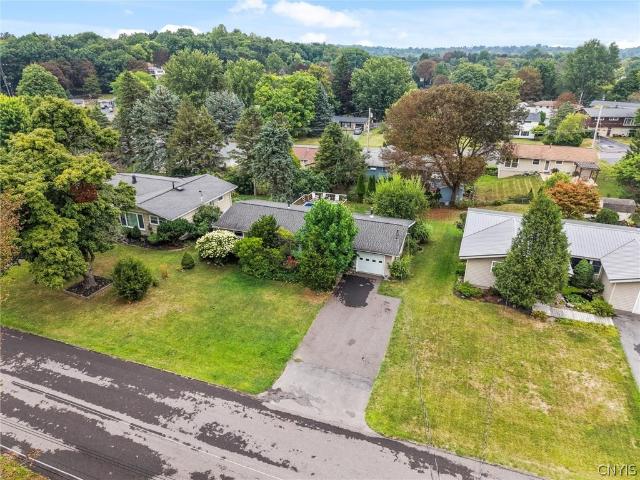 House for sale in Town of Camillus, Onondaga County