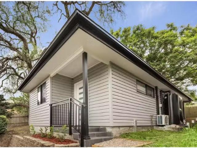 House for rent in Wollongong West, New South Wales