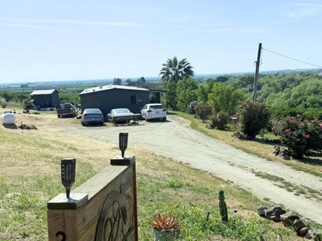 House for sale in Tulare, California