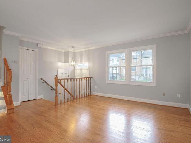 Townhouse for sale in Sterling
